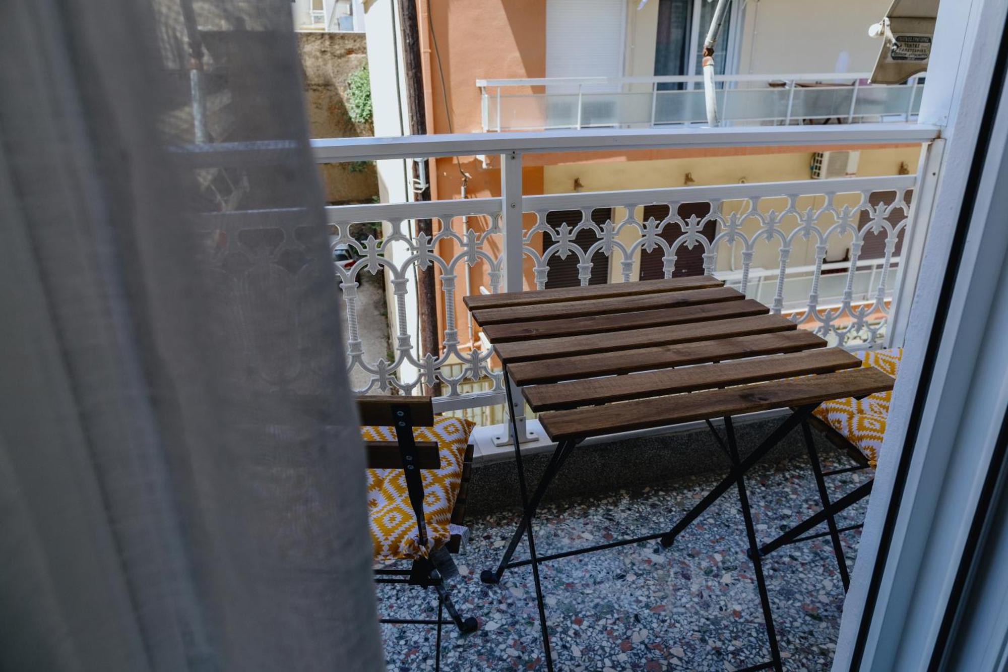 In Central Alexandroupoli Exterior photo